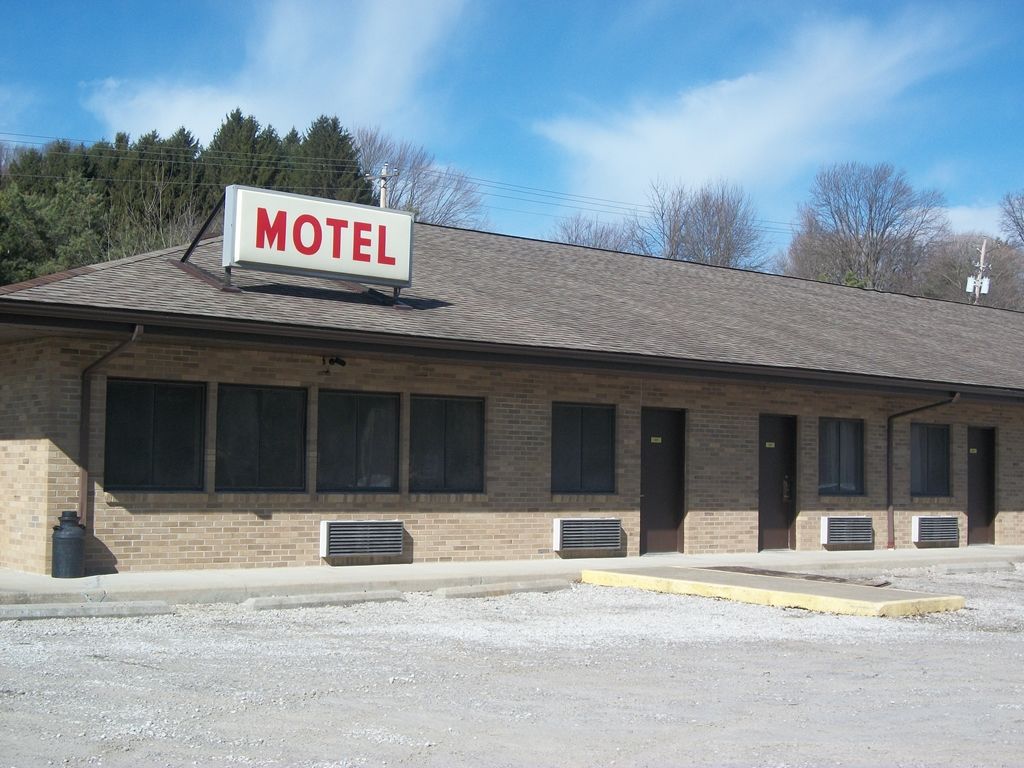 Mohican Little Brown Inn Loudonville Exteriör bild